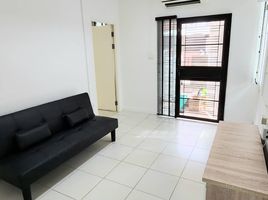 4 Bedroom Townhouse for rent at Areeya The Color 2, Chorakhe Bua
