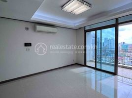 1 Bedroom Apartment for sale at One bedroom urgent sale at De Castle Royal for sale, Tuol Svay Prey Ti Muoy, Chamkar Mon