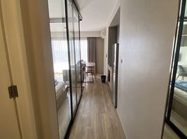 1 Schlafzimmer Appartement zu vermieten im Blossom Condo @ Sathorn-Charoenrat, Yan Nawa