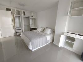 1 спален Кондо на продажу в 38 Mansion, Phra Khanong