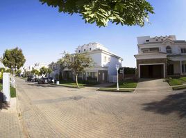 5 Bedroom Villa for sale at Mountain View 2, The 5th Settlement, New Cairo City