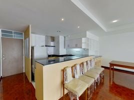 2 Bedroom Condo for rent at S.V. Apartment, Lumphini