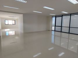 150 ตรม. Office for rent at ตึกมหาทุนพระราม3, บางโคล่, บางคอแหลม