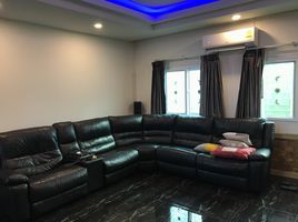 6 Bedroom House for sale in Nai Mueang, Mueang Phitsanulok, Nai Mueang