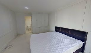 1 Bedroom Condo for sale in Khlong Toei Nuea, Bangkok Asoke Towers