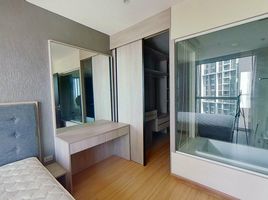 1 Schlafzimmer Appartement zu vermieten im Sky Walk Residences, Phra Khanong Nuea