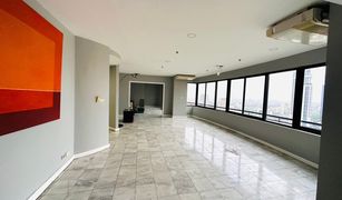 4 Bedrooms Penthouse for sale in Khlong Tan Nuea, Bangkok Moon Tower