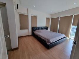 4 Schlafzimmer Villa zu verkaufen im Vararom Premium Watcharapol-Chatuchot, O Ngoen
