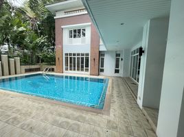 4 Schlafzimmer Villa zu vermieten im Sukhumvit 36 Garden Village, Khlong Tan