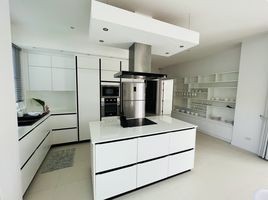 4 Bedroom House for sale at Woodlands Residences, Thap Tai