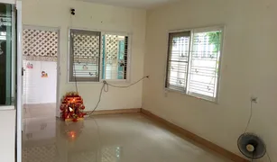 4 Bedrooms Townhouse for sale in Anusawari, Bangkok Gusto Phaholyothin-Ramintra