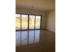 2 Bedroom Townhouse for sale at Hyde Park, The 5th Settlement, New Cairo City, Cairo, Egypt
