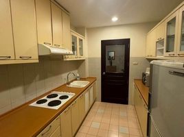 3 Bedroom Condo for rent at Grand Langsuan, Lumphini