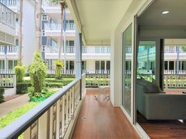 2 Bedroom Apartment for sale at Baan Plai Haad Kao, Nong Kae