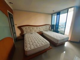 2 Schlafzimmer Wohnung zu verkaufen im Supalai Place, Khlong Tan Nuea