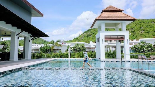 사진들 1 of the Communal Pool at Sivana Gardens Pool Villas 