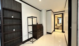 2 Bedrooms Apartment for sale in Khlong Tan Nuea, Bangkok PR Court