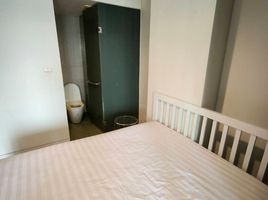 2 Bedroom Apartment for sale at Siamese Ratchakru, Sam Sen Nai