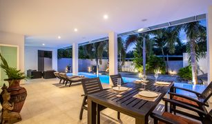 2 Bedrooms Villa for sale in Thep Krasattri, Phuket 