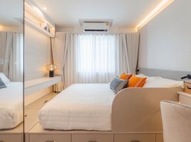 3 Schlafzimmer Appartement zu vermieten im Fortune Condo Town, Chong Nonsi, Yan Nawa