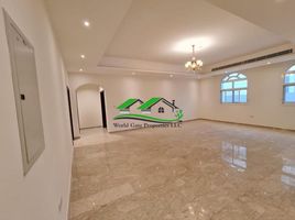 4 Schlafzimmer Villa zu verkaufen im Hadbat Al Zafranah, Hadbat Al Zafranah, Muroor Area