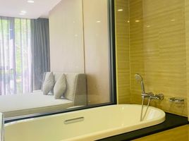 3 Bedroom Condo for rent at Klass Langsuan, Lumphini