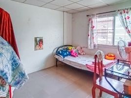 2 Schlafzimmer Villa zu verkaufen im Rattanathibet Village, Bang Rak Phatthana