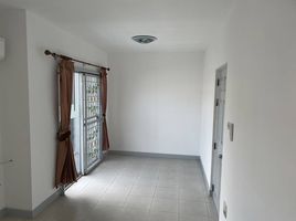 3 Bedroom Townhouse for rent at Nirun Ville 10, Bang Chalong, Bang Phli