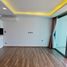 Studio Appartement zu verkaufen im The Peak Towers, Nong Prue