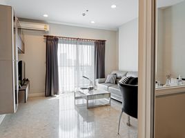 1 Schlafzimmer Appartement zu vermieten im The Crest Sukhumvit 34, Khlong Tan