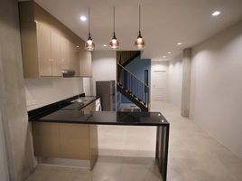 3 Bedroom Villa for rent in DONKI Mall Thonglor, Khlong Tan Nuea, Khlong Tan Nuea