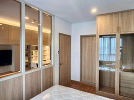 1 Bedroom Condo for rent at Lumpini Place Ratchada-Sathu, Chong Nonsi