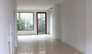 2 chambres Maison de ville a vendre à Tha Raeng, Bangkok Venice Di Iris Watcharapon