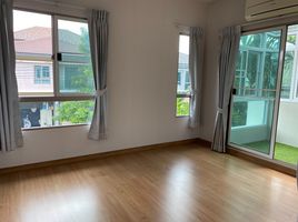3 Schlafzimmer Haus zu vermieten im The Plant Estique Pattanakarn 38, Suan Luang, Suan Luang