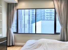 1 спален Кондо в аренду в Bright Sukhumvit 24, Khlong Tan