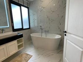 4 Bedroom House for sale at The Lavish, Na Kluea
