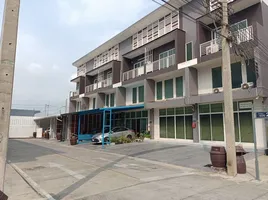 ขายทาวน์เฮ้าส์ 2 ห้องนอน ใน บางปะอิน พระนครศรีอยุธยา, บ้านกรด, บางปะอิน