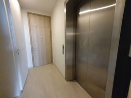 2 спален Кондо в аренду в Noble Ploenchit, Lumphini