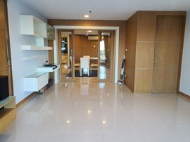 3 Schlafzimmer Appartement zu vermieten im Lumpini Place Narathiwas-Chaopraya, Chong Nonsi