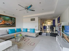 3 Bedroom Villa for sale at Highland Residence, Patong, Kathu