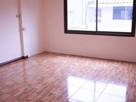 3 Schlafzimmer Reihenhaus zu verkaufen in Lat Phrao, Bangkok, Lat Phrao, Lat Phrao, Bangkok