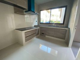 4 Bedroom House for sale at Burasiri Krungthep Kreetha, Hua Mak