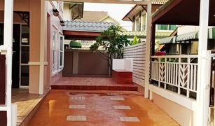 3 Bedrooms Townhouse for sale in Bang Khu Rat, Nonthaburi Baan Pruksa 19 Bangbuathong