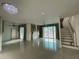 5 Schlafzimmer Haus zu verkaufen im Golden Prestige Ekachai - Wongwaen, Bang Bon, Bang Bon