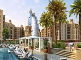 1 बेडरूम अपार्टमेंट for sale at Lamaa, Madinat Jumeirah Living, उम्म सुकीम