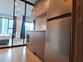 Studio Apartment for rent at Life Asoke Rama 9, Makkasan, Ratchathewi