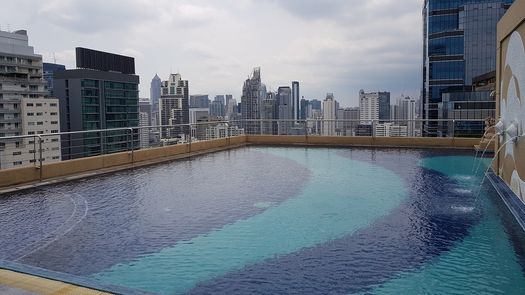 Photo 1 of the Communal Pool at Supalai Premier Place Asoke