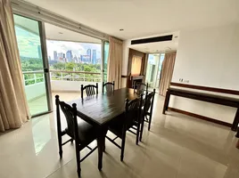 2 Schlafzimmer Wohnung zu vermieten im P.W.T Mansion, Khlong Toei