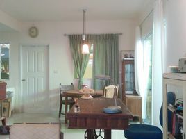 3 Bedroom Townhouse for sale at Pruksa Ville Local Road, Lak Hok