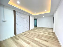 4 спален Дом for sale in Таиланд, Suan Luang, Суан Луанг, Бангкок, Таиланд